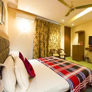 Centre Hotel